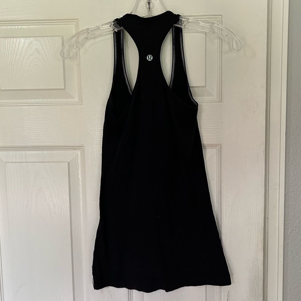 Black Lulu Tank // Size: 4